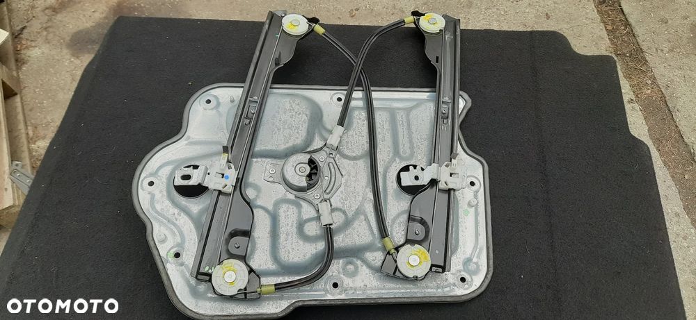 NISSAN QASHQAI I Podnośnik szyby lewy przód 80771jd000 1768 0066 lewy tył 402191a - 3