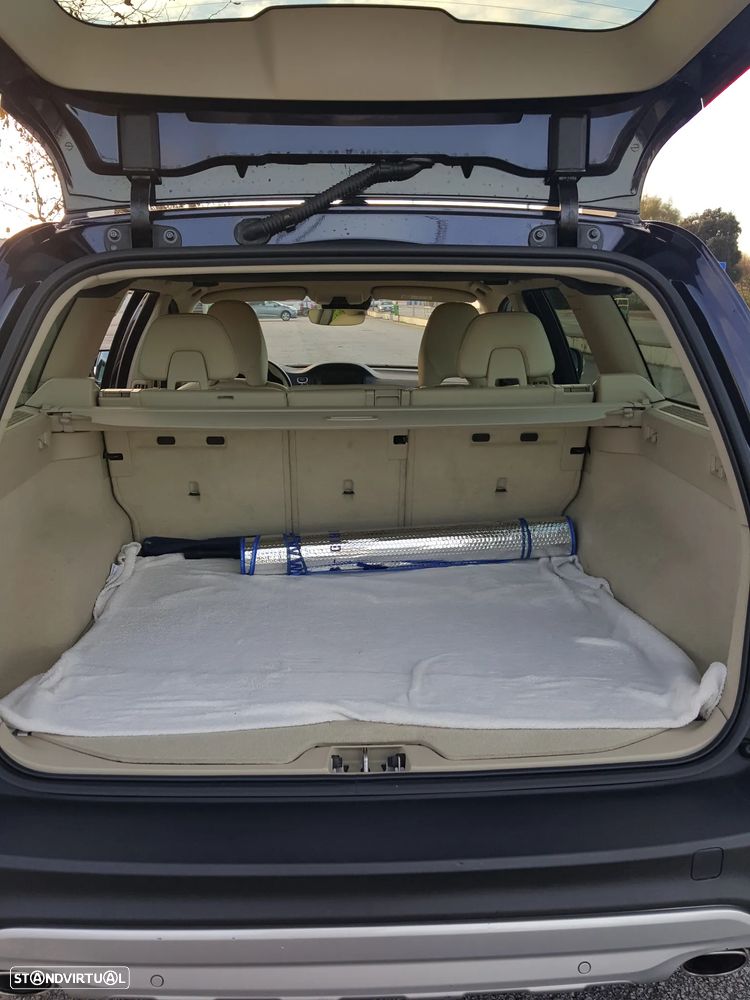 Volvo XC 70 D4 Geartronic Momentum - 6