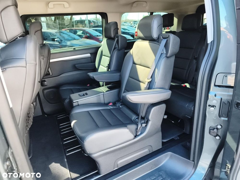 Toyota Proace Verso 2.0 D4-D Long VIP - 21