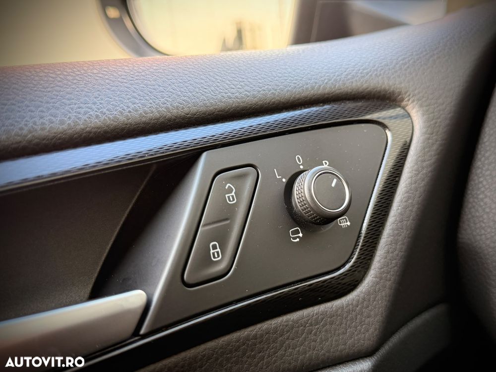 Volkswagen Golf - 20