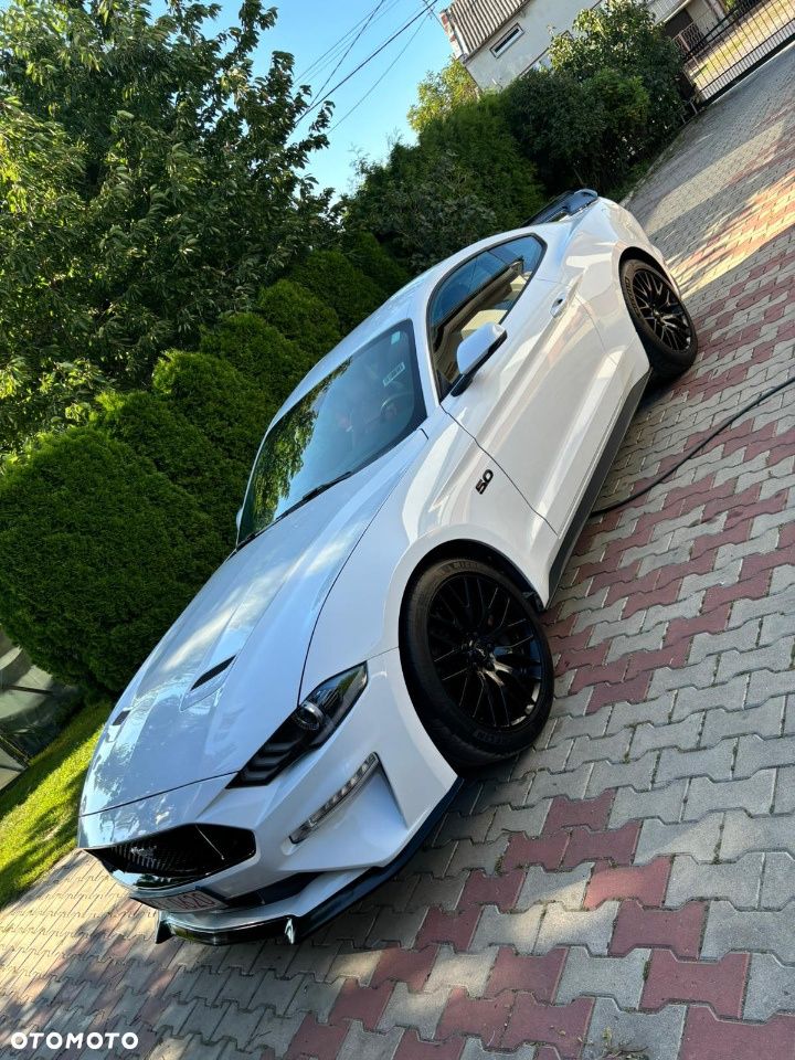 Ford Mustang - 2