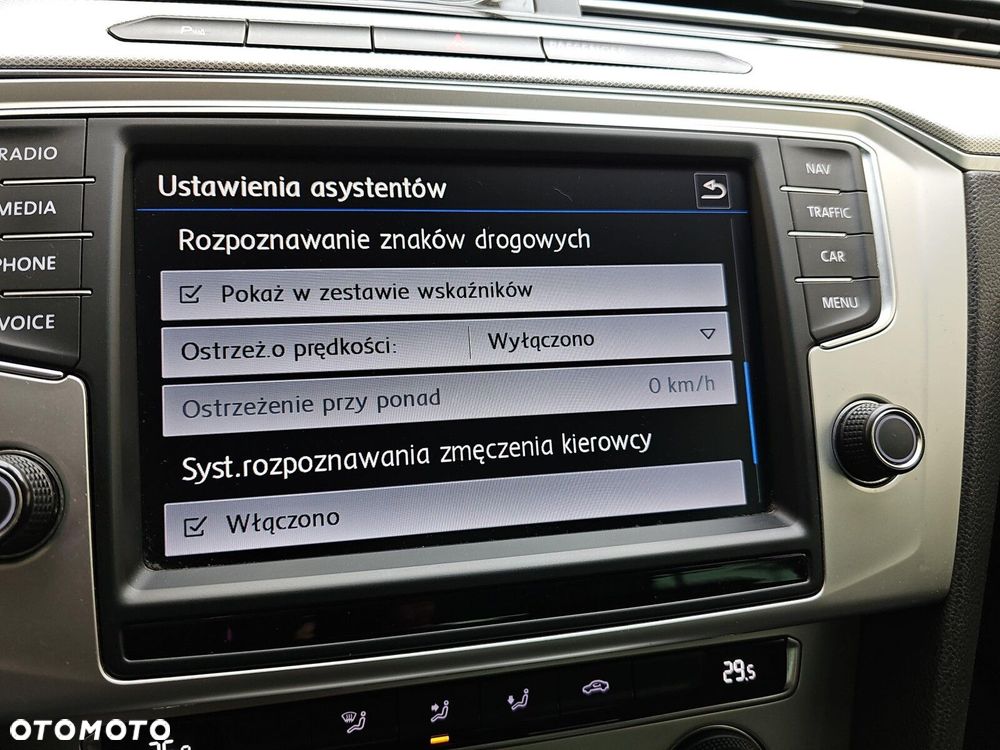 Volkswagen Passat 2.0 TDI BMT Comfortline - 26