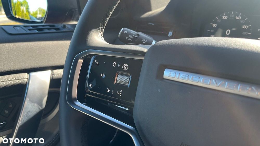 Land Rover Discovery Sport - 18