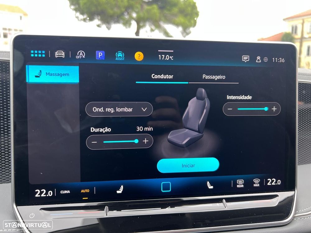 VW Passat Variant 2.0 TDi Business DSG - 28