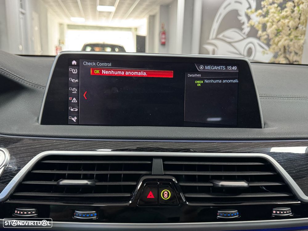 BMW 740 d xDrive Pack M Auto - 45