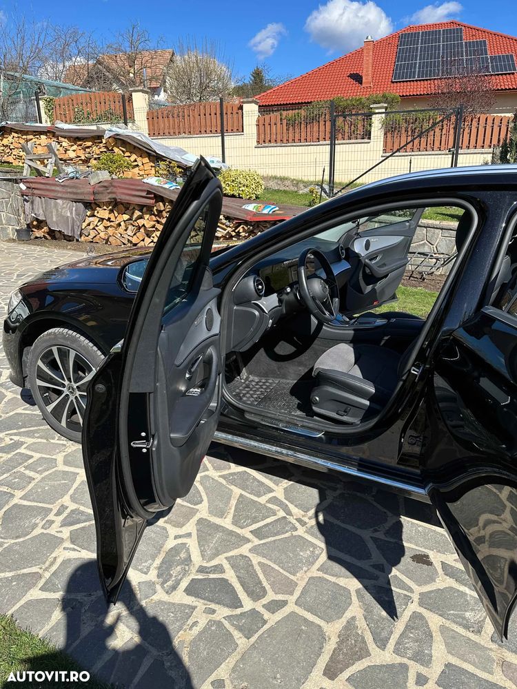 Mercedes-Benz E 300 T-Modell Aut - 2