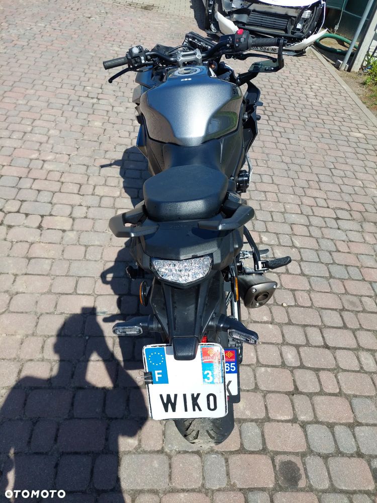 Suzuki GSX 1000 - 4