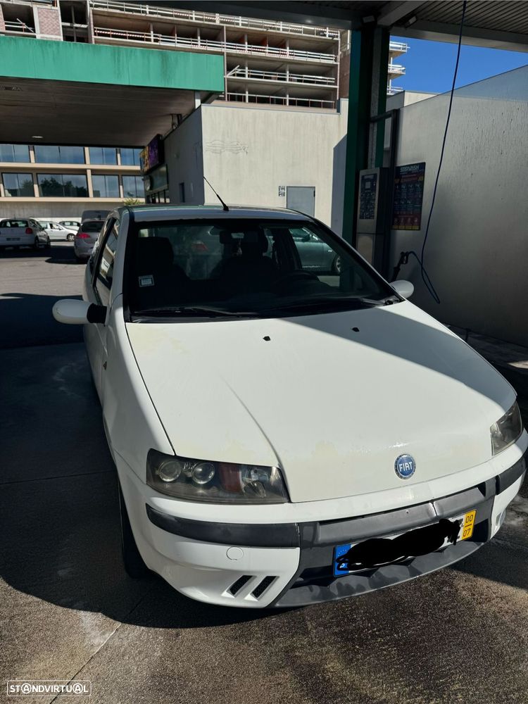 Fiat Punto 1.9 JTD HLX - 5