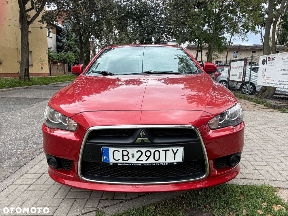 Mitsubishi Lancer 1.8 Invite - 3