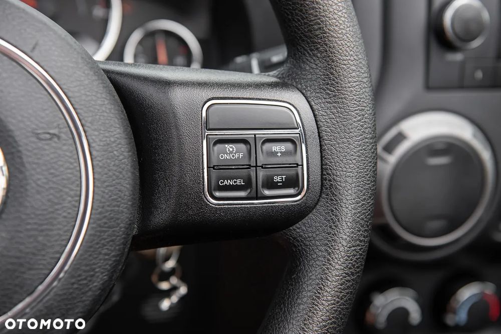 Jeep Wrangler - 28