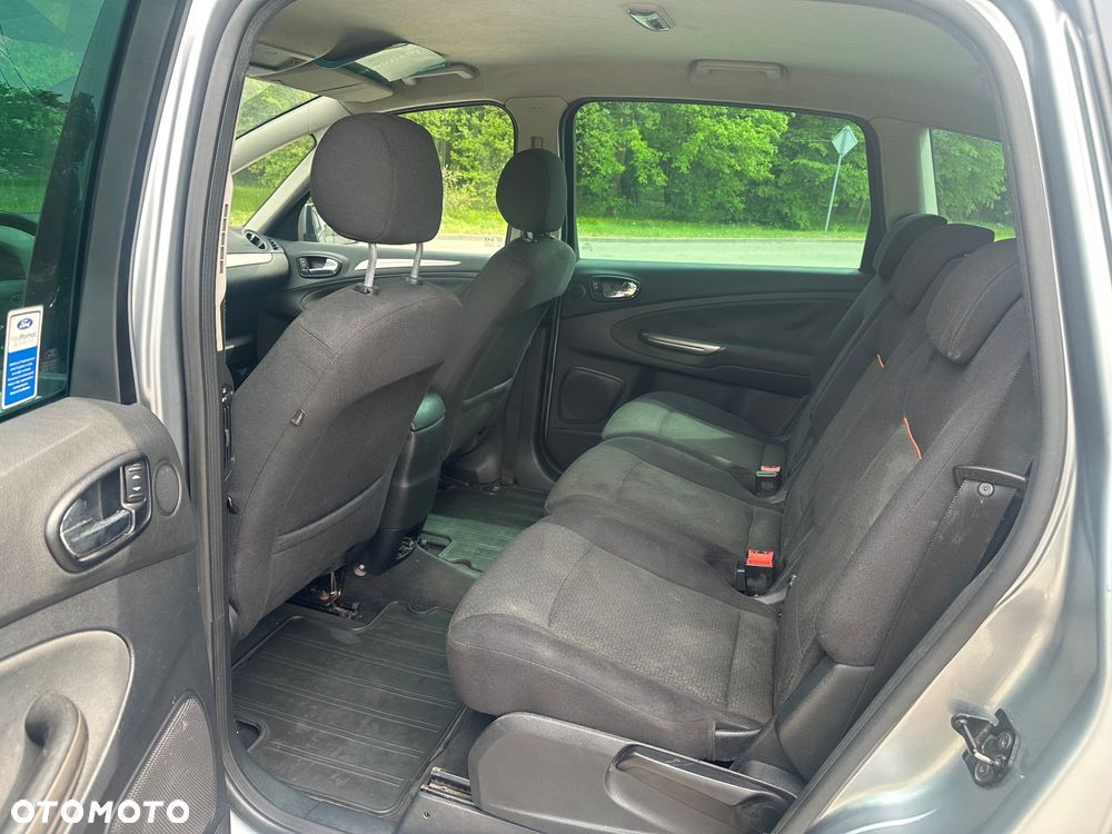 Ford S-Max 2.0 TDCi Ambiente - 24