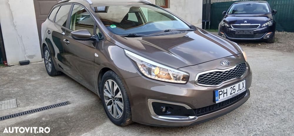 Kia Ceed - 9