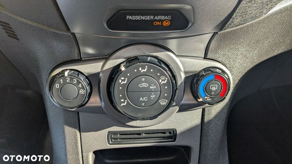 Ford Fiesta 1.25 Trend EU6 - 29