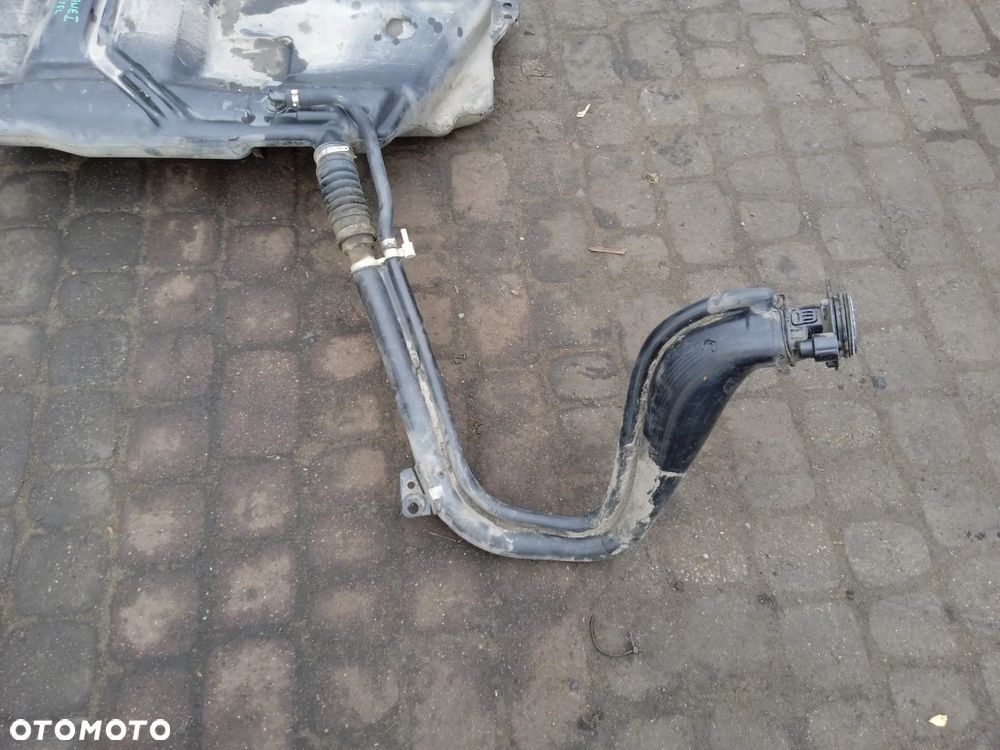 BAK ZBIORNIK PALIWA RENAULT MEGANE I - 3