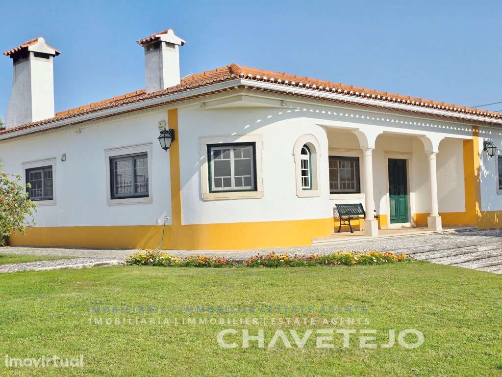 Encantadora casa de campo composta por 3 quartos , varios anexos e ... - Grande imagem: 3/60