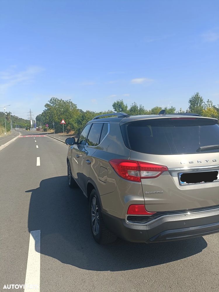 SsangYong REXTON 2.2 e-XDi 220 2WD Aut. Quartz - 4