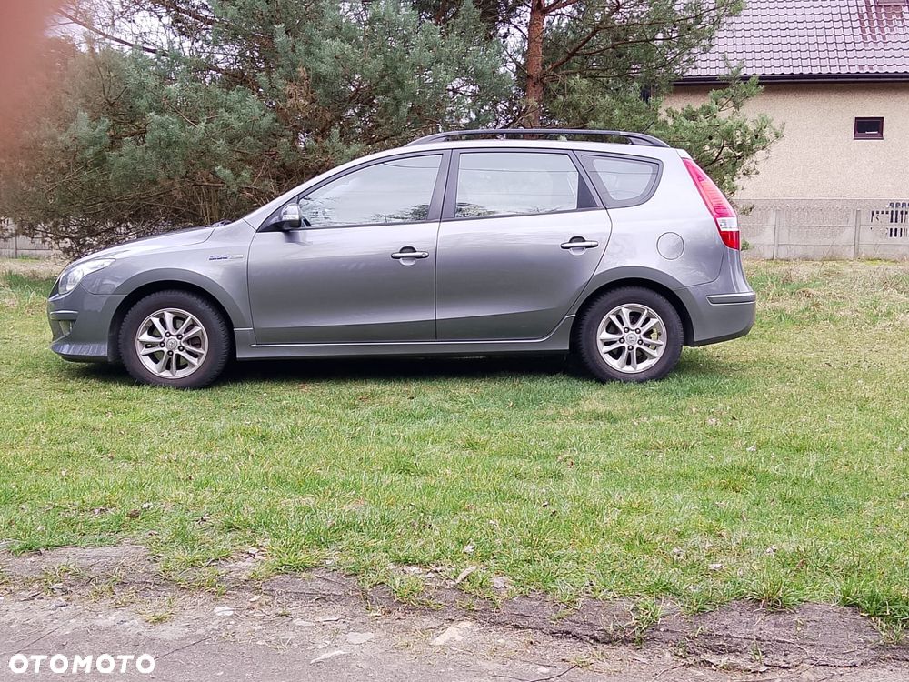 Hyundai i30 1.4 Classic + - 11