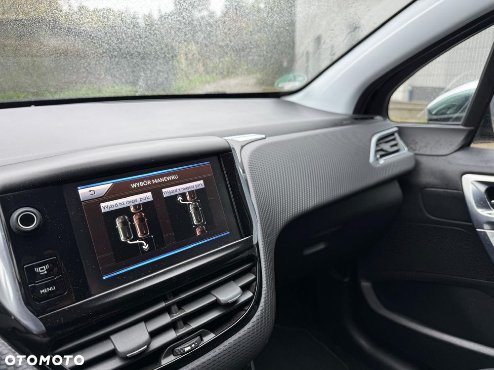 Peugeot 2008 120 VTI Allure - 17