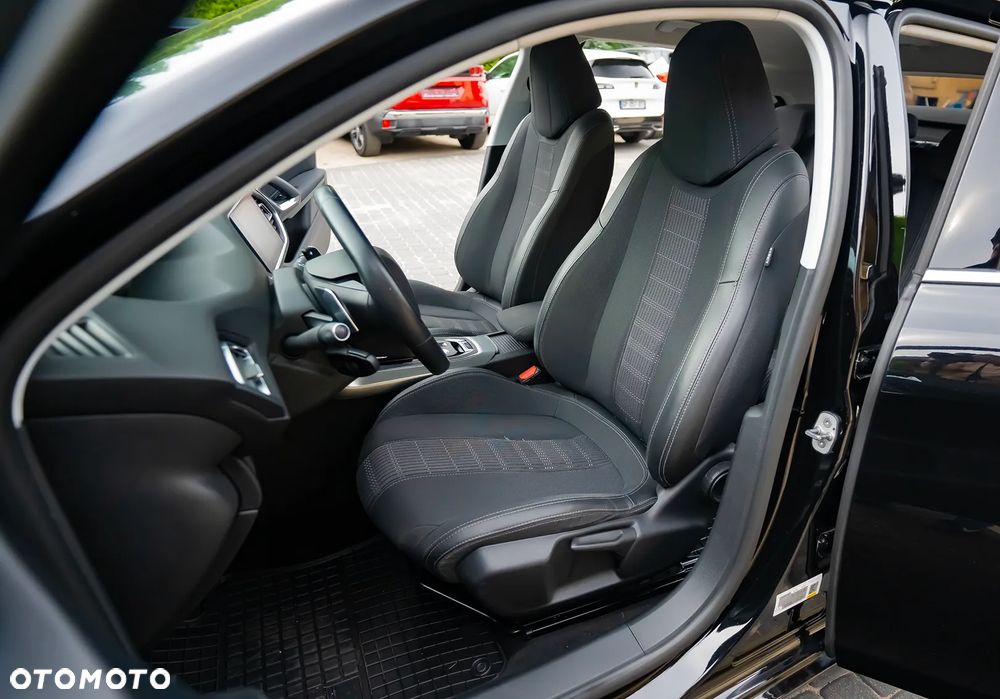 Peugeot 308 BlueHDi 130 EAT6 Stop & Start Allure - 25