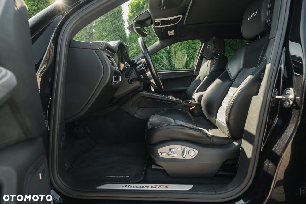 Porsche Macan - 14