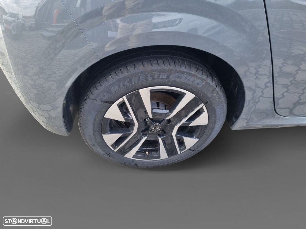 Peugeot 208 - 14