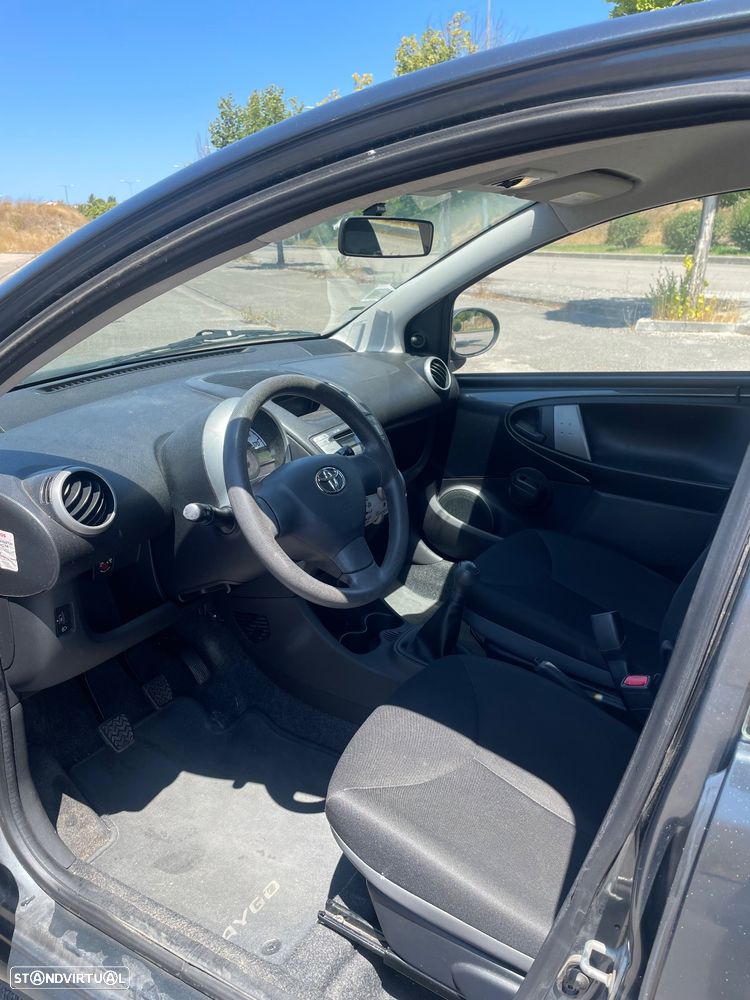 Toyota Aygo 1.0 Plus - 4