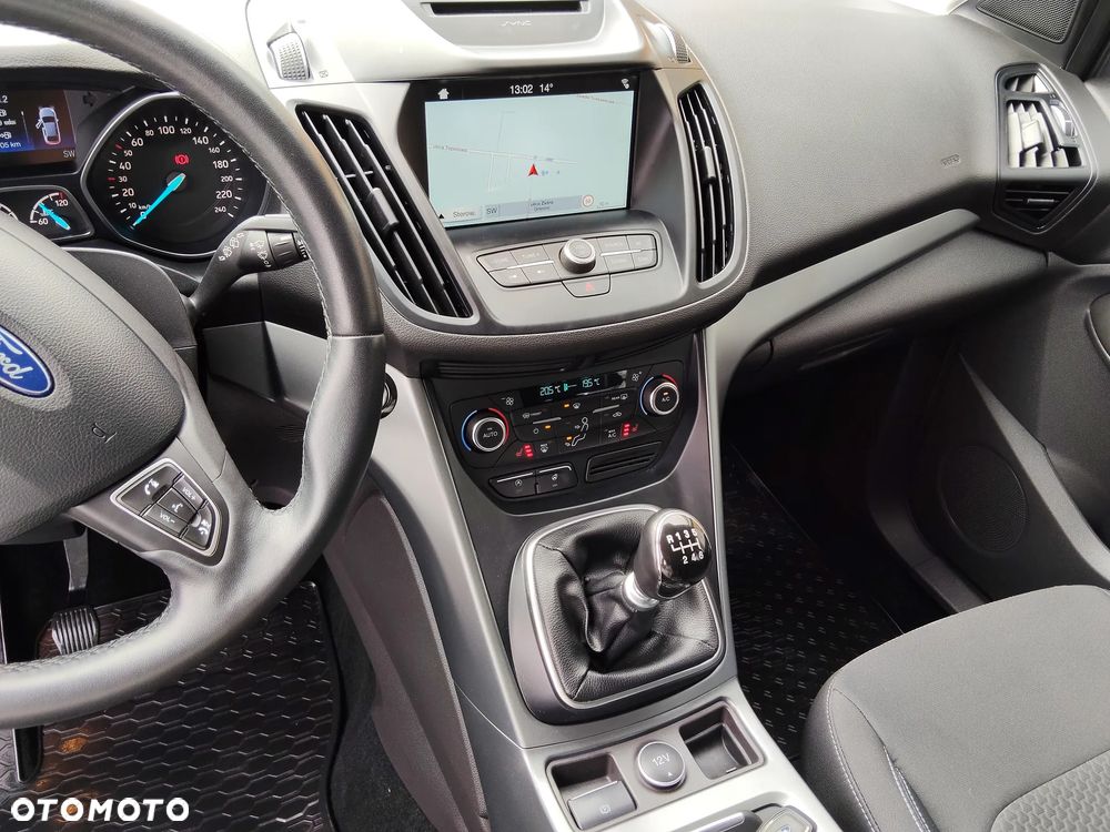 Ford Kuga 1.5 EcoBoost TITANIUM - 14