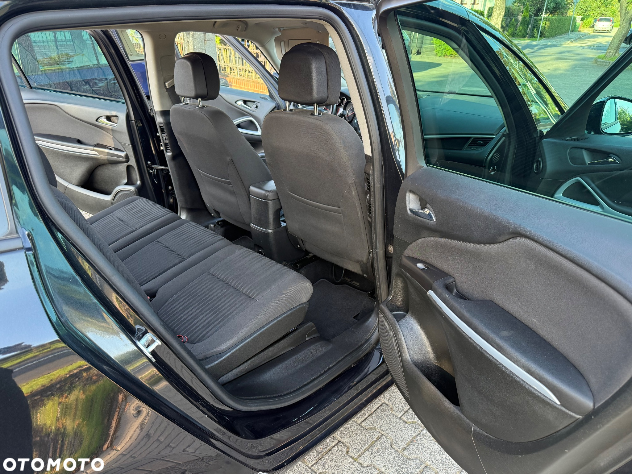 Opel Zafira 1.4 T Cosmo EcoFLEX S&S EU6 - 19