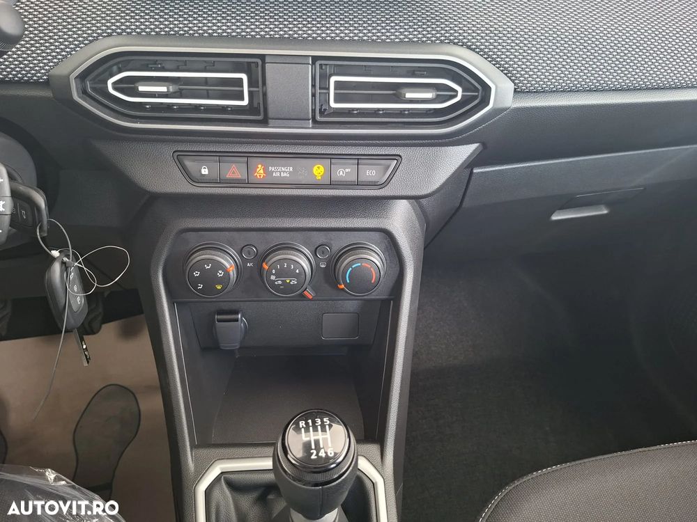 Dacia Logan ECO-G 100 MT6 Expression - 16