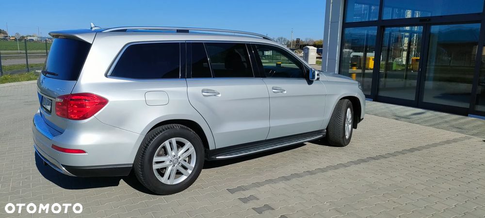 Mercedes-Benz GL 350 BlueTEC 4Matic 7G-TRONIC - 16