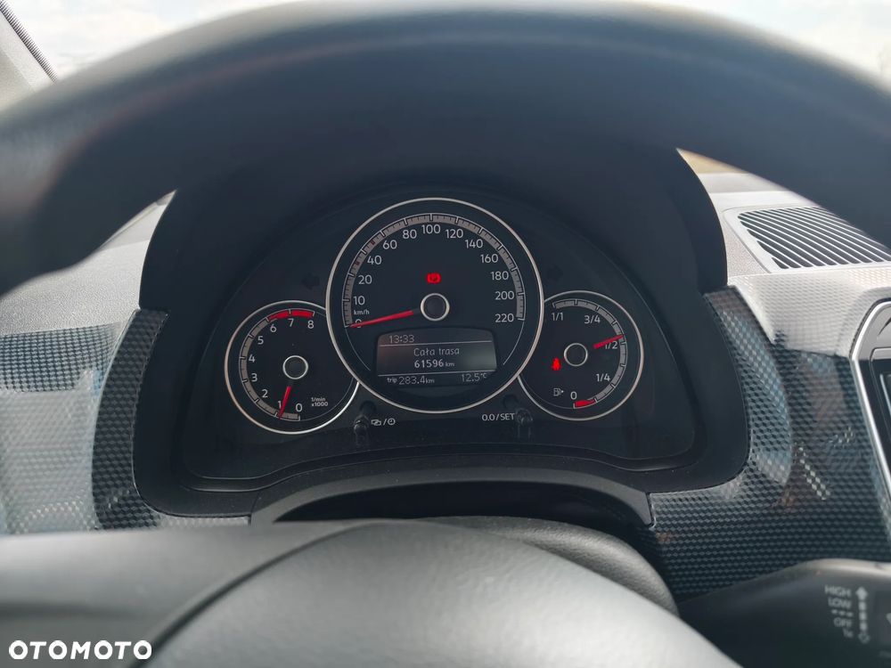 Volkswagen up! 1.0 move - 15