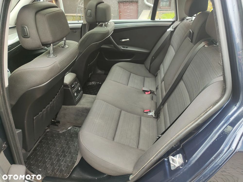 BMW Seria 5 520d - 11