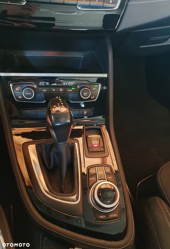 BMW Seria 2 218i Sport Line - 1