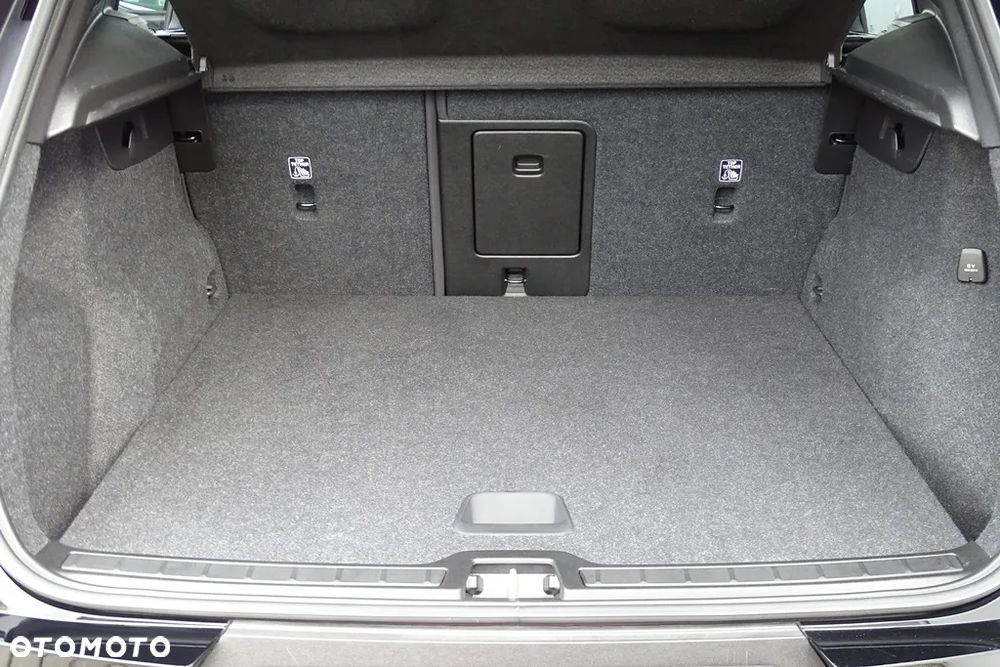 Volvo XC 40 T5 Recharge DKG Inscription Expression - 29