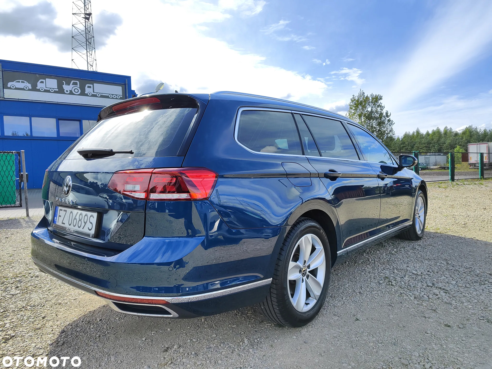 Volkswagen Passat 2.0 TDI EVO Elegance DSG - 8