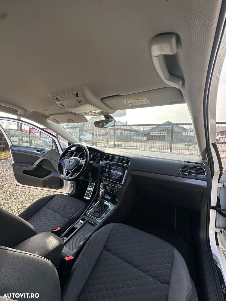 Volkswagen Golf 1.6 TDI SCR DSG Join - 15