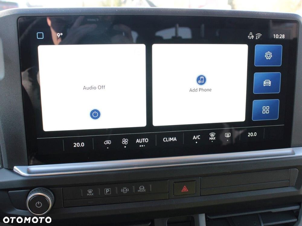 Volkswagen Caravelle - 22