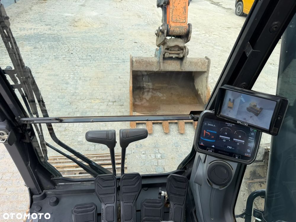Doosan DX225 LC-7 - 11