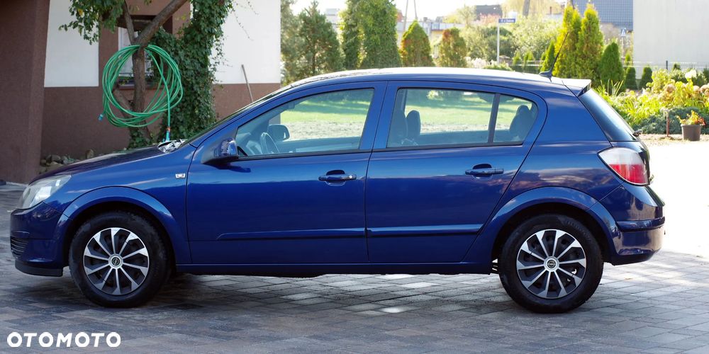 Opel Astra 1.8 Elegance - 23