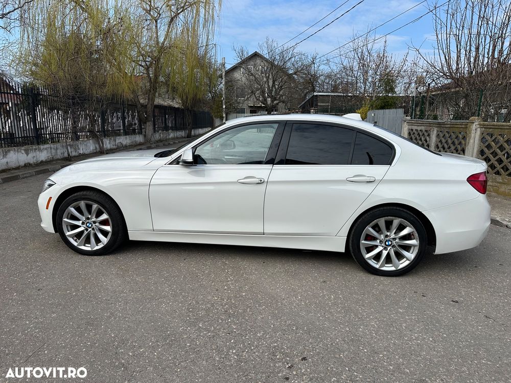 BMW Seria 3 320i xDrive AT - 9