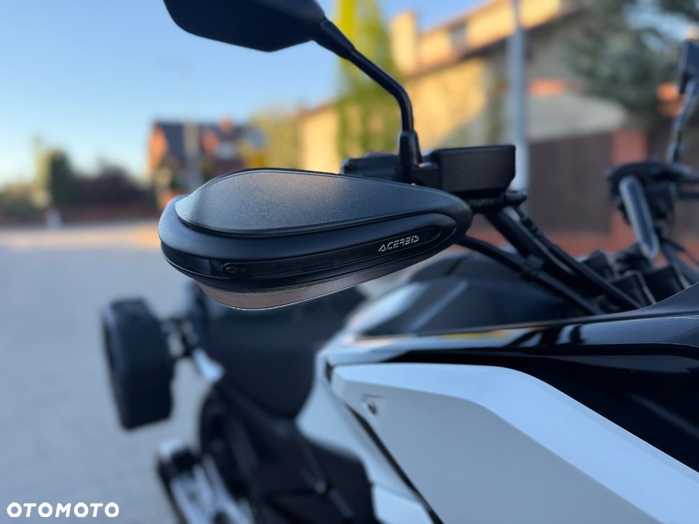 Honda NC - 8