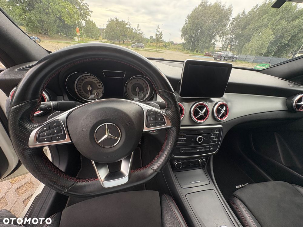 Mercedes-Benz CLA 220 d 7G-DCT AMG Line - 13