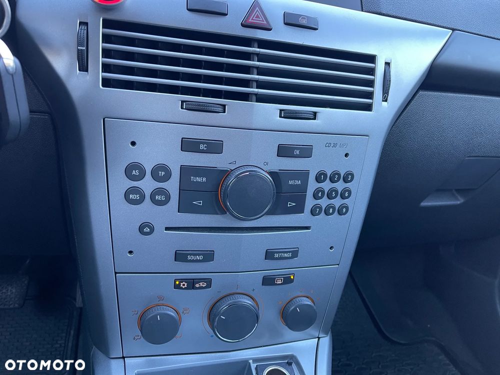 Opel Astra 1.6 Business - 14