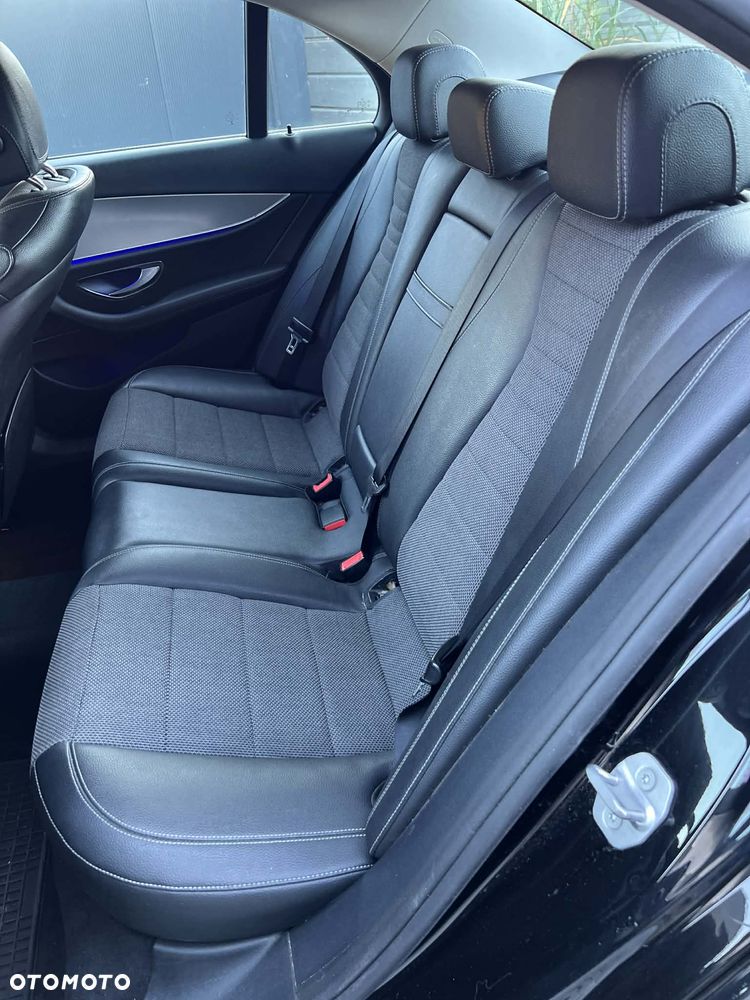 Mercedes-Benz Klasa E - 18