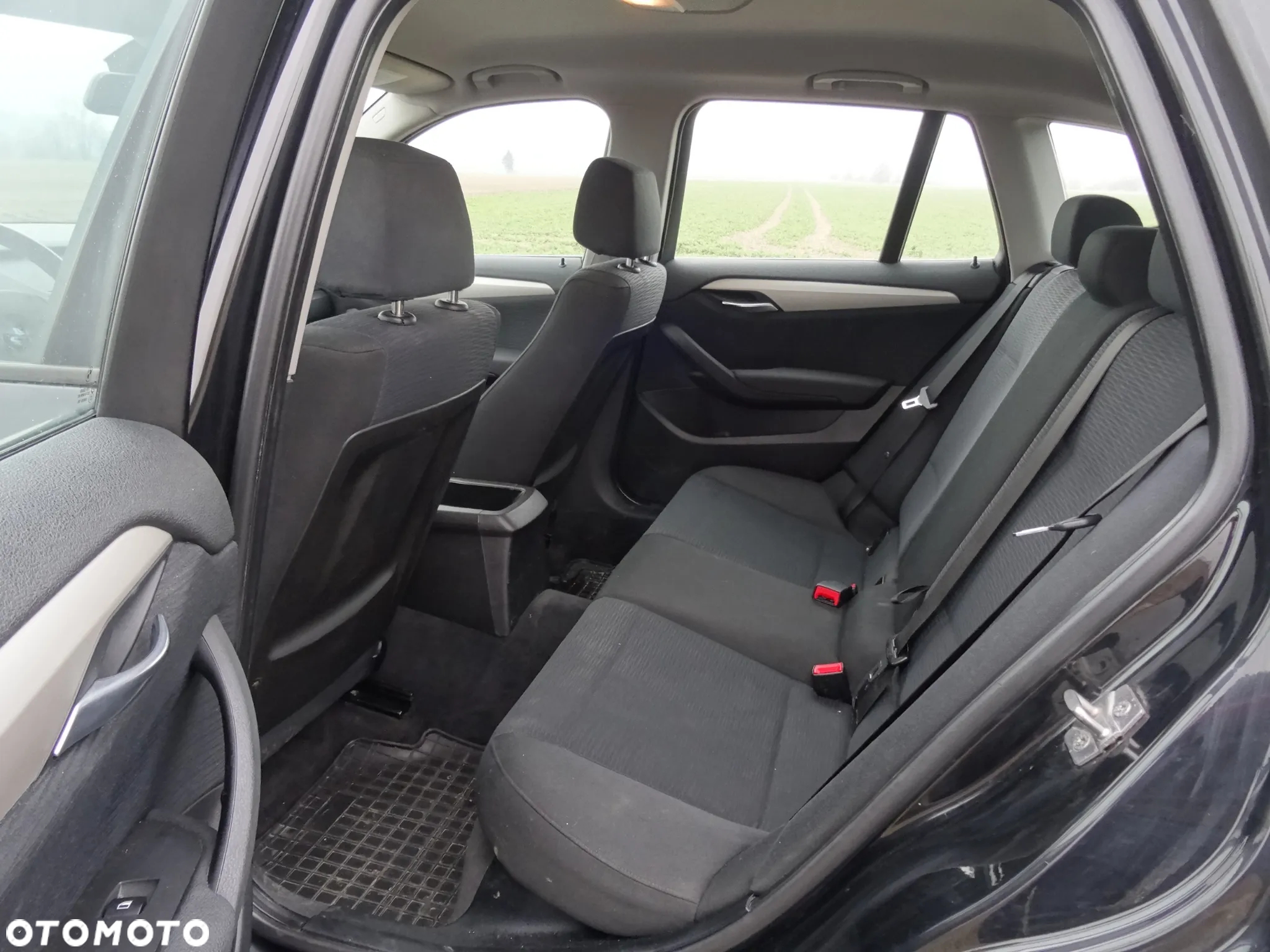 BMW X1 sDrive20d - 13