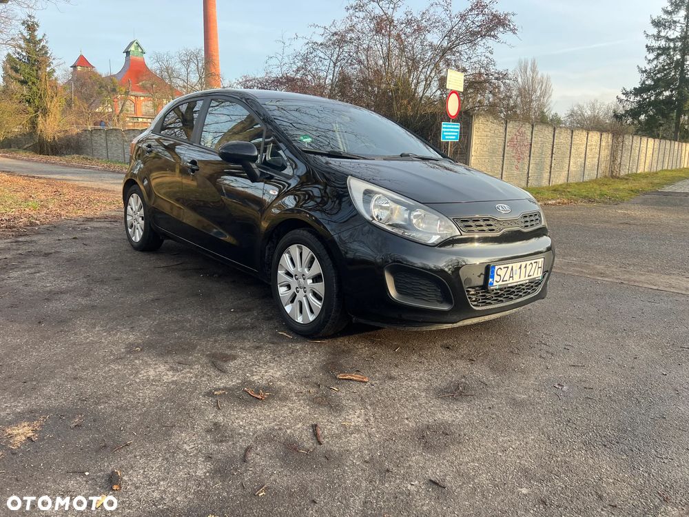 Kia Rio 1.2 Attract - 32