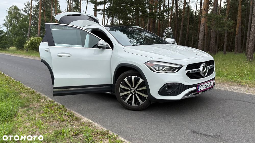 Mercedes-Benz GLA 250 4Matic 8G-DCT AMG Line - 11