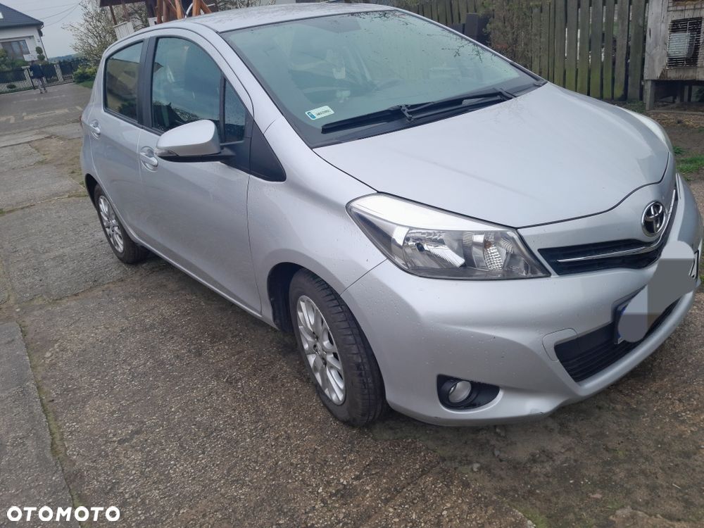 Toyota Yaris - 8