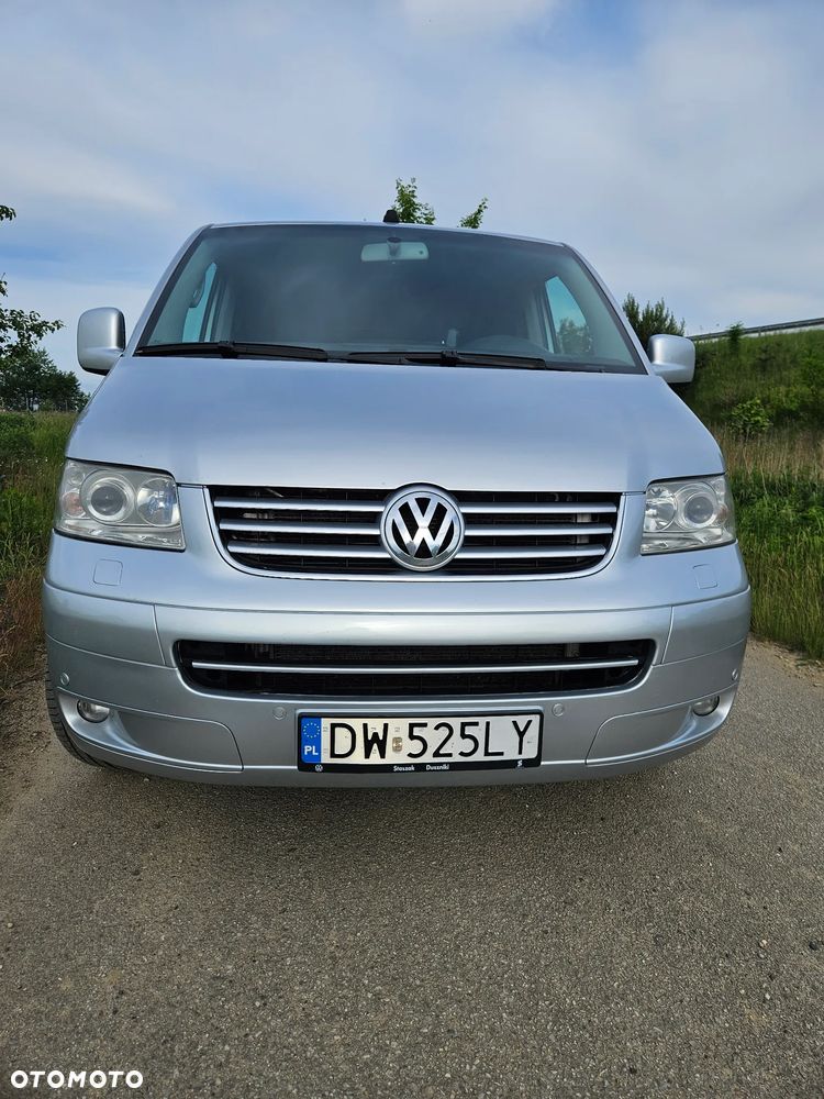 Volkswagen Multivan - 2