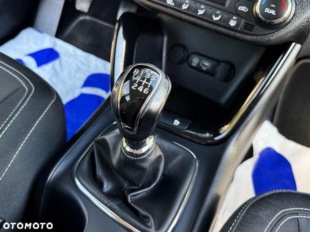 Kia Ceed 1.6 CRDi L - 37